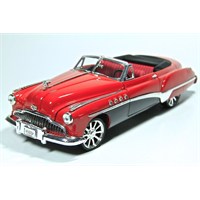 Motormax 1:18 1949 Buick Roadmaster Diecast Model Araba