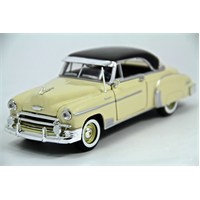 Motormax 1:24 1950 Chevy Bel Air -Krem Model Araba