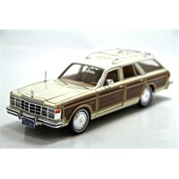 Motormax 1:24 1979 Chrysler Le Baron Town Country -Krem Model Araba