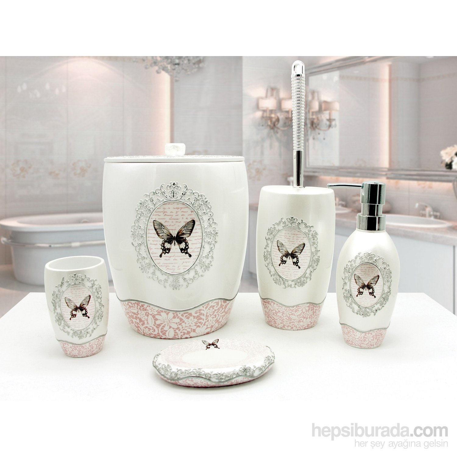 Banyo aksesuarları Banyo Aksesuarları Banyo dekorasyonu için aradığınız aksesuar ve model seçenekleri için doğru yerdesiniz. Seramik banyo aksesuarlar ile banyonuzun dekorunu tamamlayabilir, isterseniz beyaz isterseniz çiçekli banyo aksesuar setleri ile tarzınızı yansıtabilirsiniz.