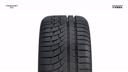 Nokian-Tyres-Nokian-WR-A4-blade-groove-4