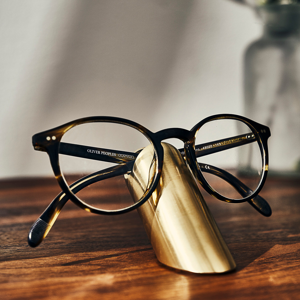 Eyewear Stand - Tomfoolery London