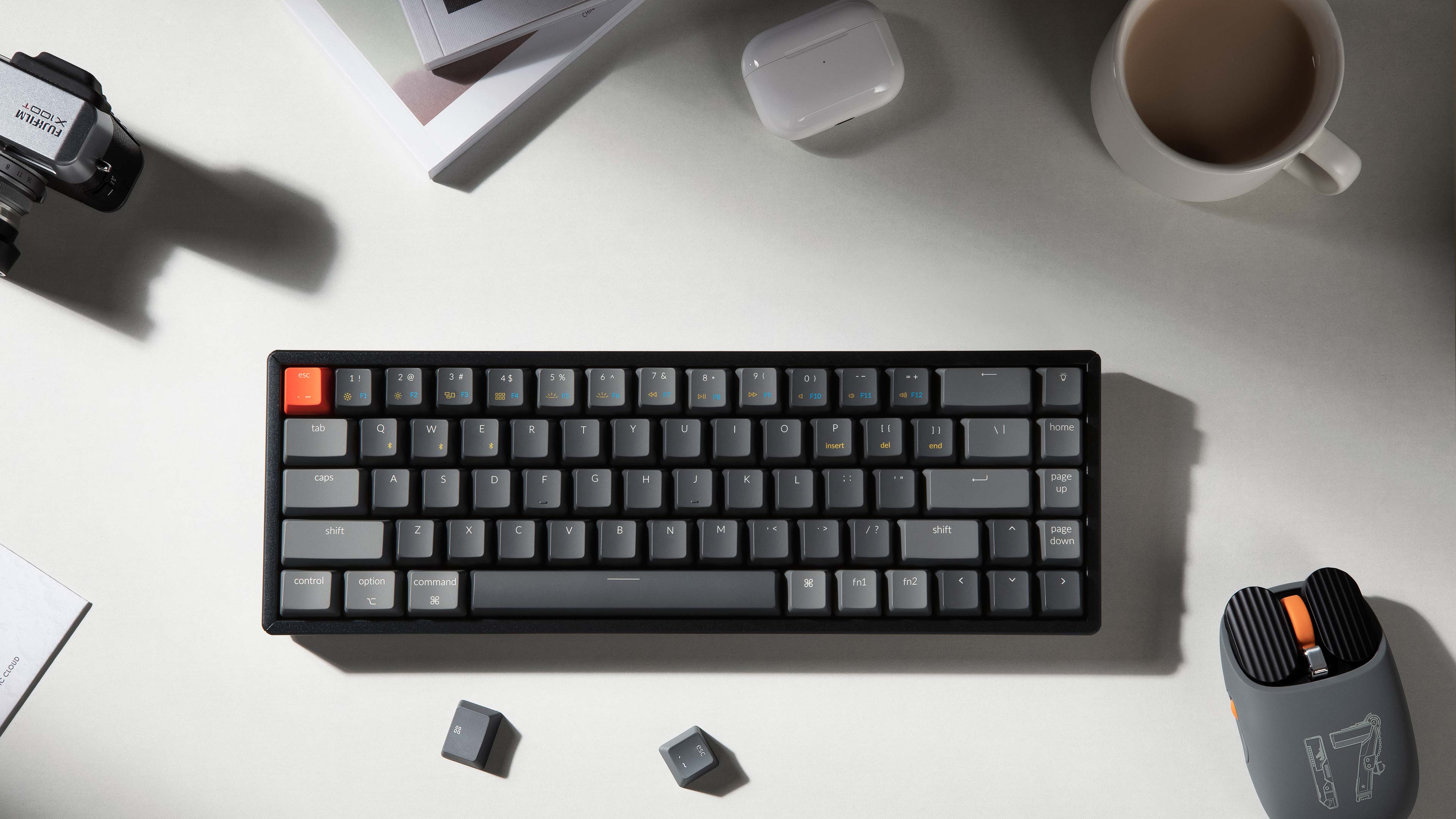 Keychron K6 Mac Windows için yüzde 65 kompakt kablosuz mekanik klavye - RGB arkadan aydınlatmalı Gateron mekanik LK optik anahtarı ve çalışırken değiştirilebilir