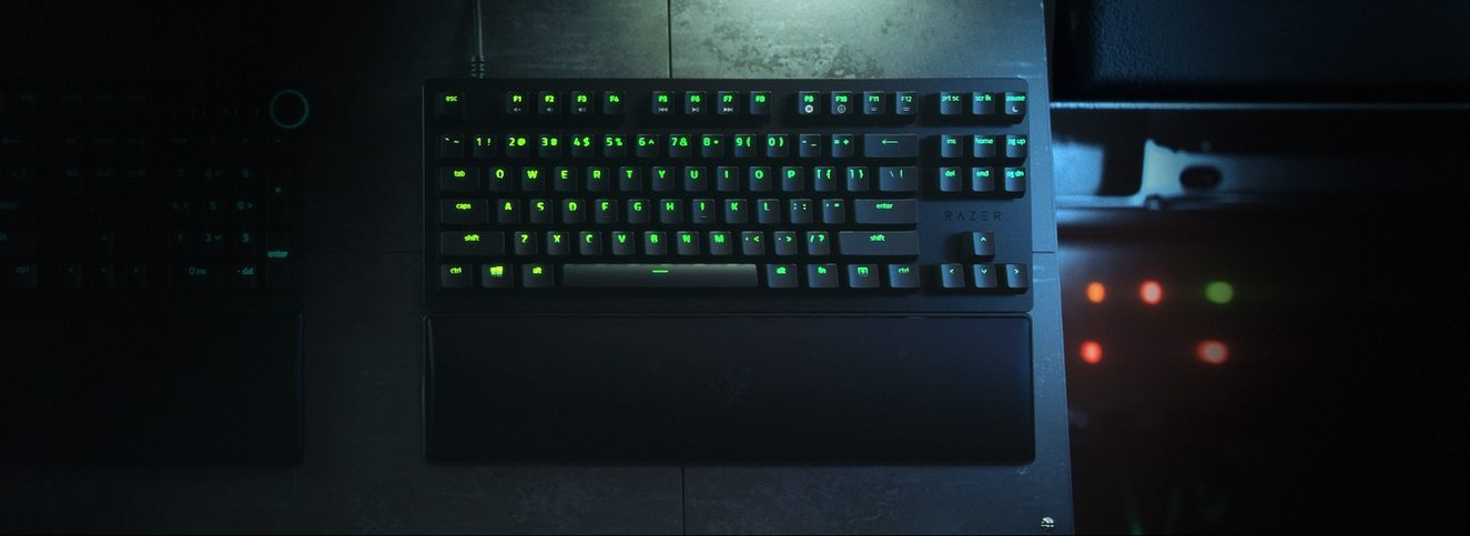 Razer huntsman v2 tkl optical purple switch rgb mekanik gaming klavye (rz03-03940300-r3m1)