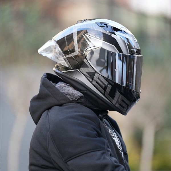 Zeus ZS-826 Pearl Black Silver BK3 Kapalı Kask (Pinlock Fiyatı