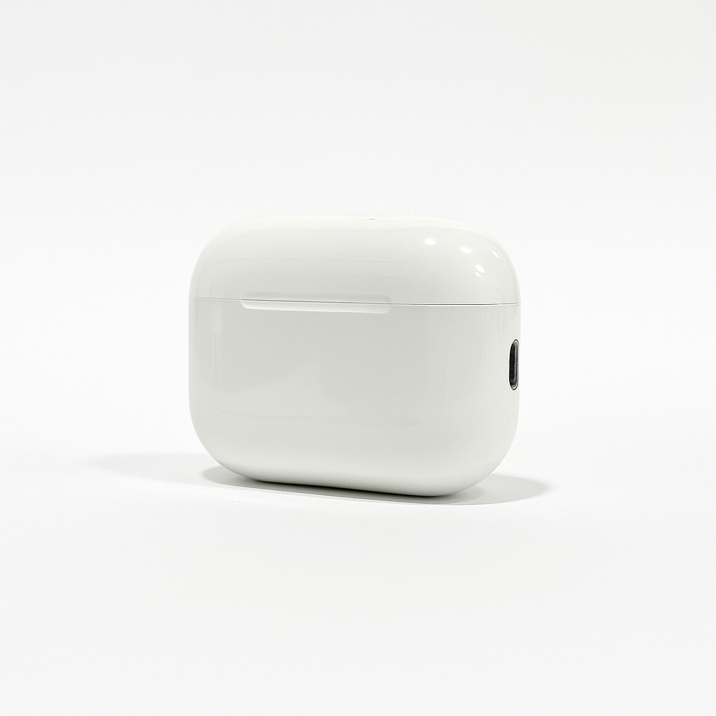 airpro3-sarj-kutusu-typec-port