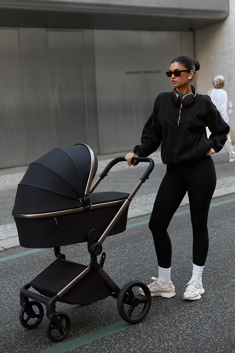 anex-flo-lesyababy-03.jpg (569 KB)