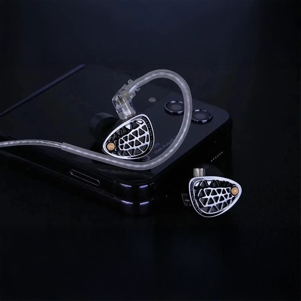 KZ Zenith Kutu İçeriği ve Aksesuarlar