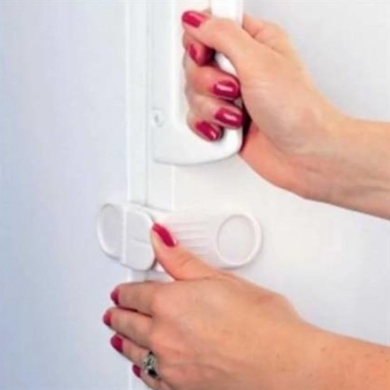 Kendiliğinden Yapışkanlı Vidasız Köşe Kapak Kilidi