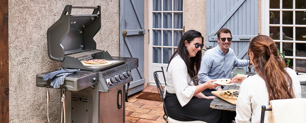 Napoleon Prestige Pro 825 RSBI lifestyle