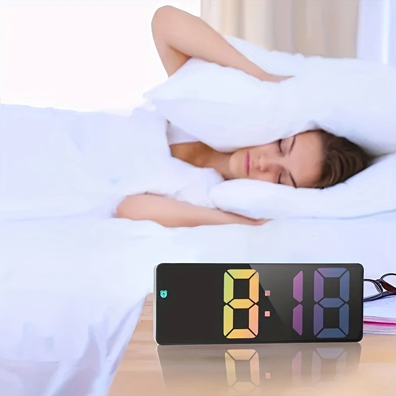 1 büyük led dijital saat sıcaklık ve tarih göstergesi ile - sessiz, sesli kontrolü ile, yüksek çözünürlüklü , odası / oturma odası / için uygun - pil / tak / düğme, dikdörtgen plastik şekil - pil ile çalışır ayrıntılar 13
