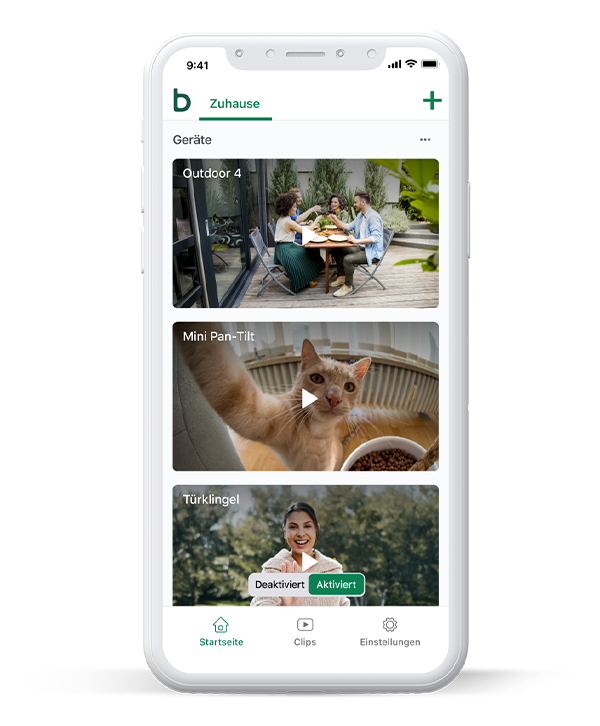 Bir akıllı telefon, sistemi etkinleştirebileceğiniz, canlı video ekranını başlatabileceğiniz veya kayıtlı videoları izleyebileceğiniz ve daha fazlasını yapabileceğiniz Blink uygulamasını gösterir.