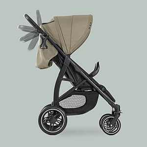 Yüksekliği ayarlanabilir itme kolu sayesinde farklı boylardaki ebeveynler için konforlu sürüş