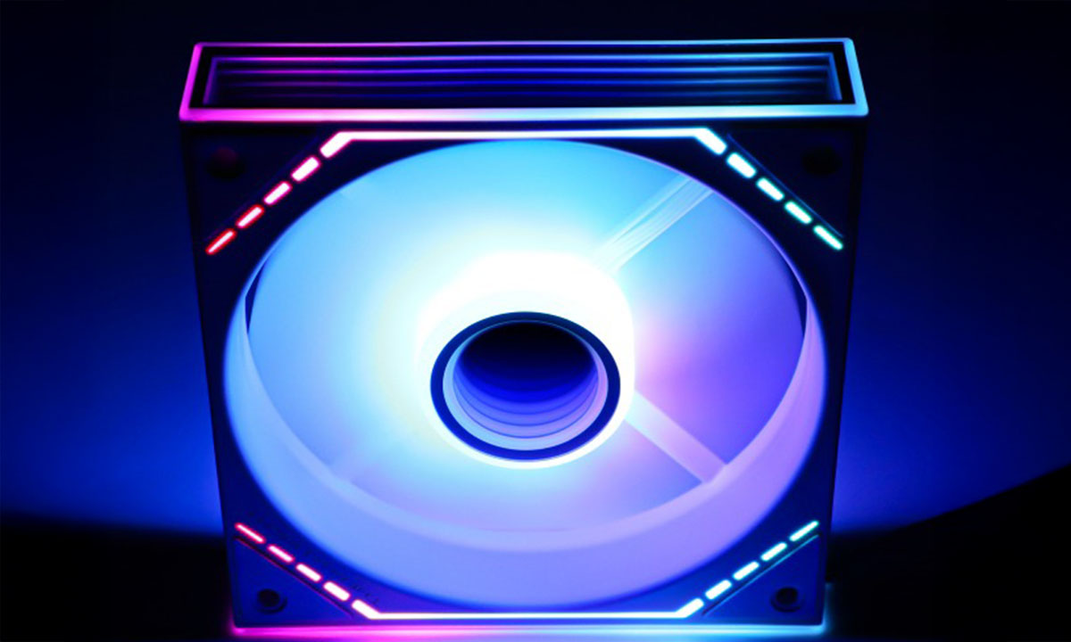 Şık Beyaz Tasarım & ARGB Aydınlatma