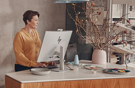 HP EliteOne 870 G9 All-in-One Bilgisayar