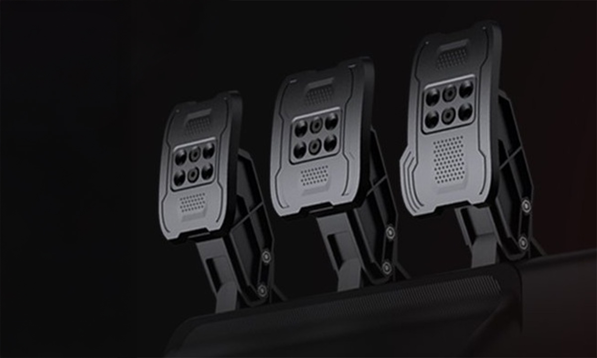 Üç Panelli Gerçekçi Tasarım