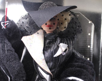 Disney Cruella De Vil Barbie (1998) - Etsy