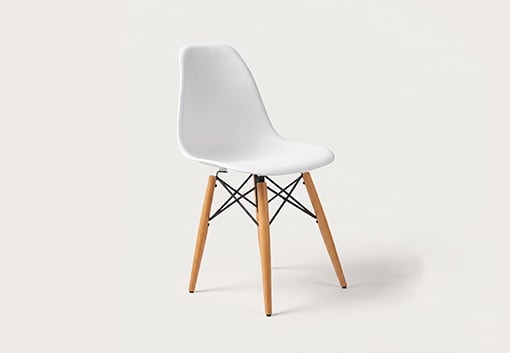 Eames Sandalye