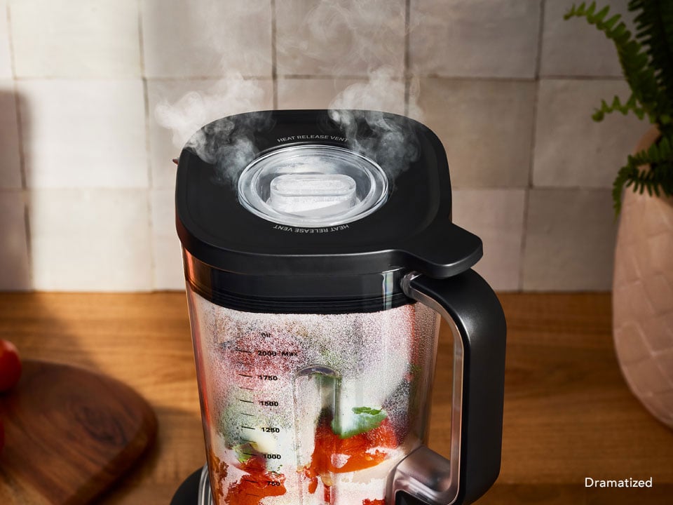 Sıcak malzemeleri güvenle karıştırır