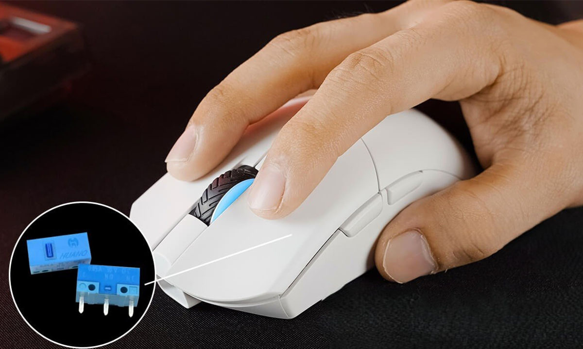 Huano Blue Shell Blue Dots Switch