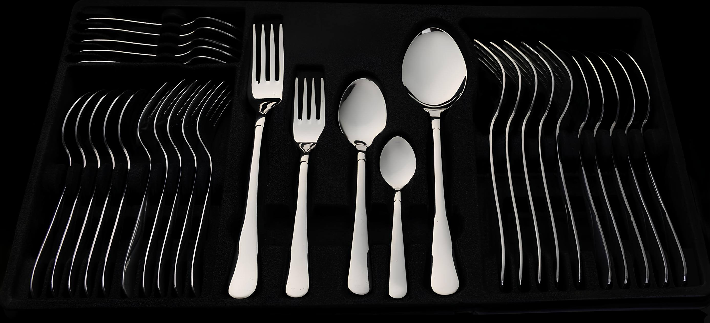 Çatal Kaşık Bıçak Takımı Görseli