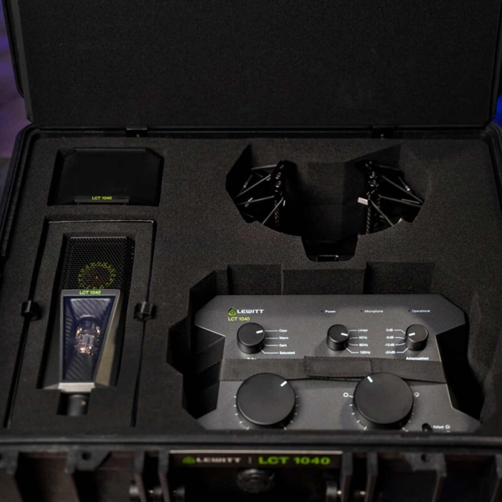 Lewitt LCT 1040 mikrofonun zengin kutu içeriği ve askeri sınıf taşıma çantası