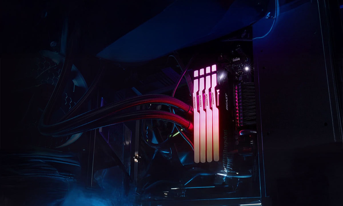 Patentli Kingston Kızılötesi Senkronizasyon Teknolojisi ve geliştirilmiş RGB aydınlatma