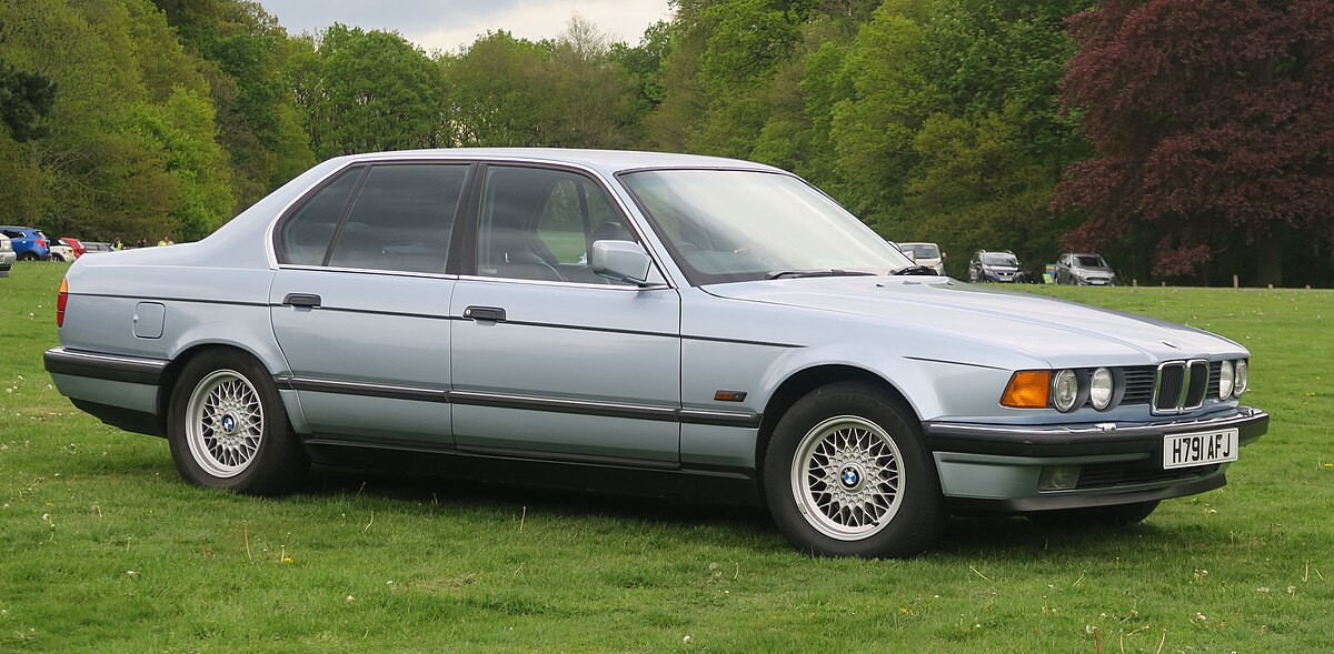 BMW 7 Serisi (E32) - Vikipedi