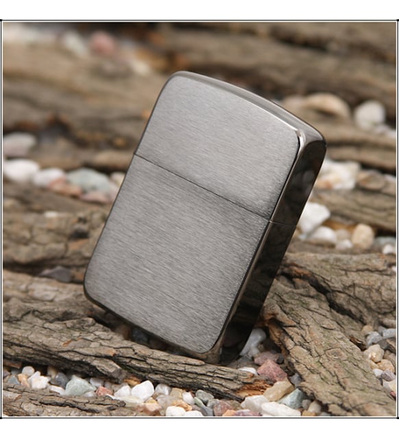 Zippo Çakmak 1941 Black ice 24096-000026