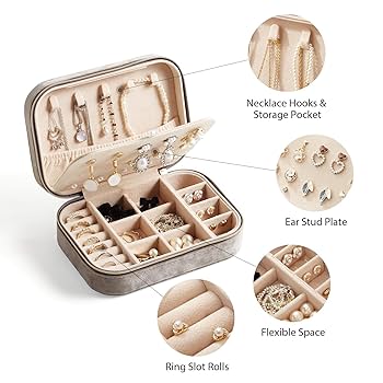 CASEGRACE Reise-Schmuckschatulle aus Plüschsamt, tragbarer Schmuckkoffer für Frauen und Mädchen, doppellagiger Schmuck-Organizer für Halsketten, Ohrringe, Ringe, Armband, Reisezubehör, Geschenke, grau : Amazon.de: Fashion