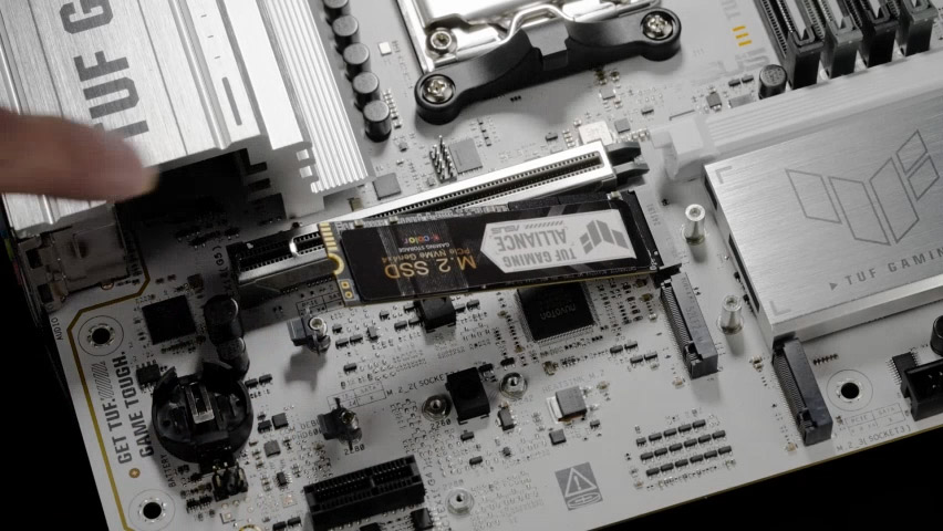 TUF GAMING B850M-PLUS WIFI7 W