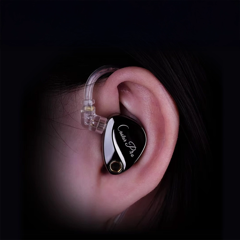 KZ Castor Pro Bass-Enhanced Kulağa Takılı Görünüm