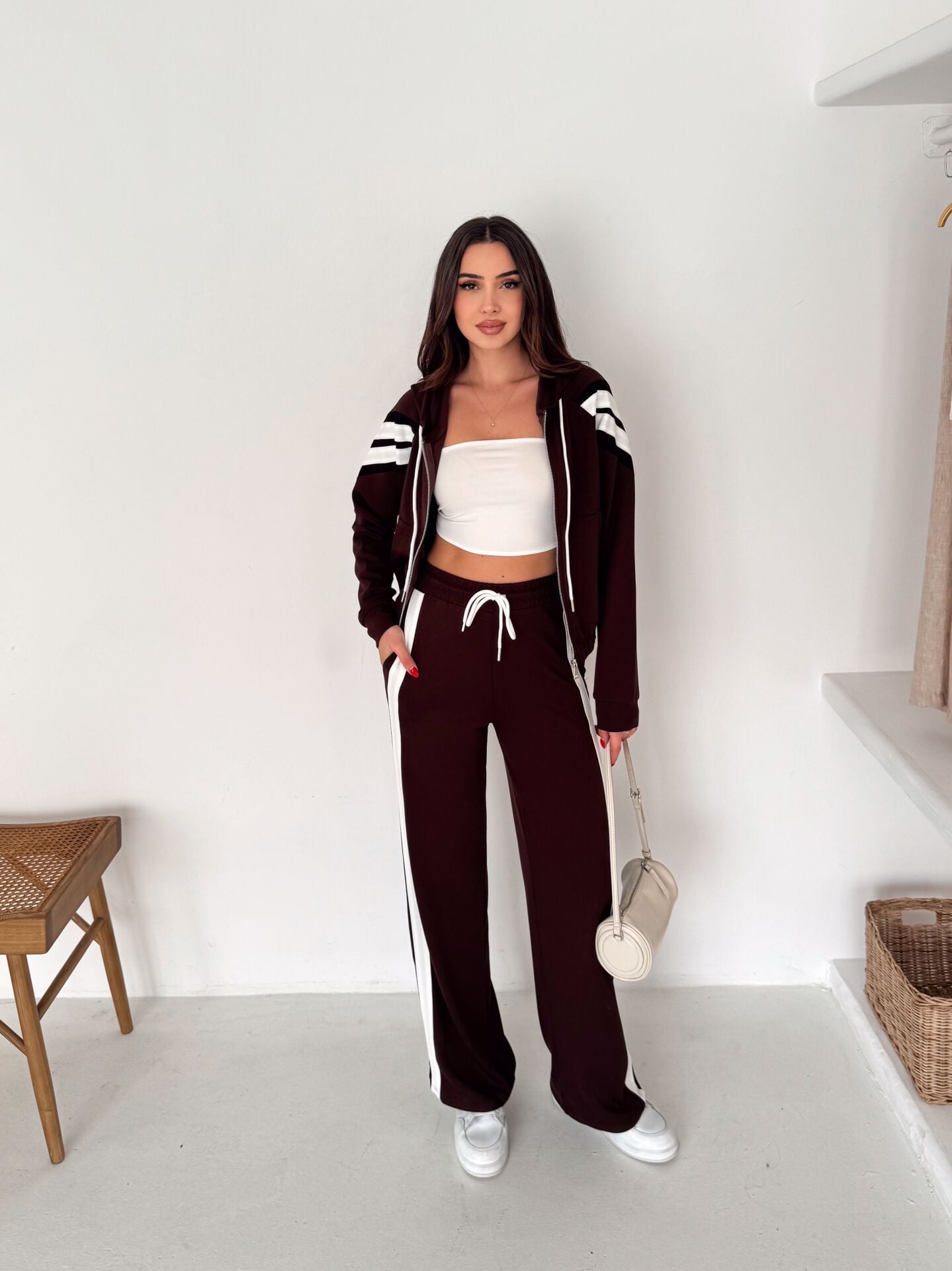 Şeritli Takım Siyah Kombin