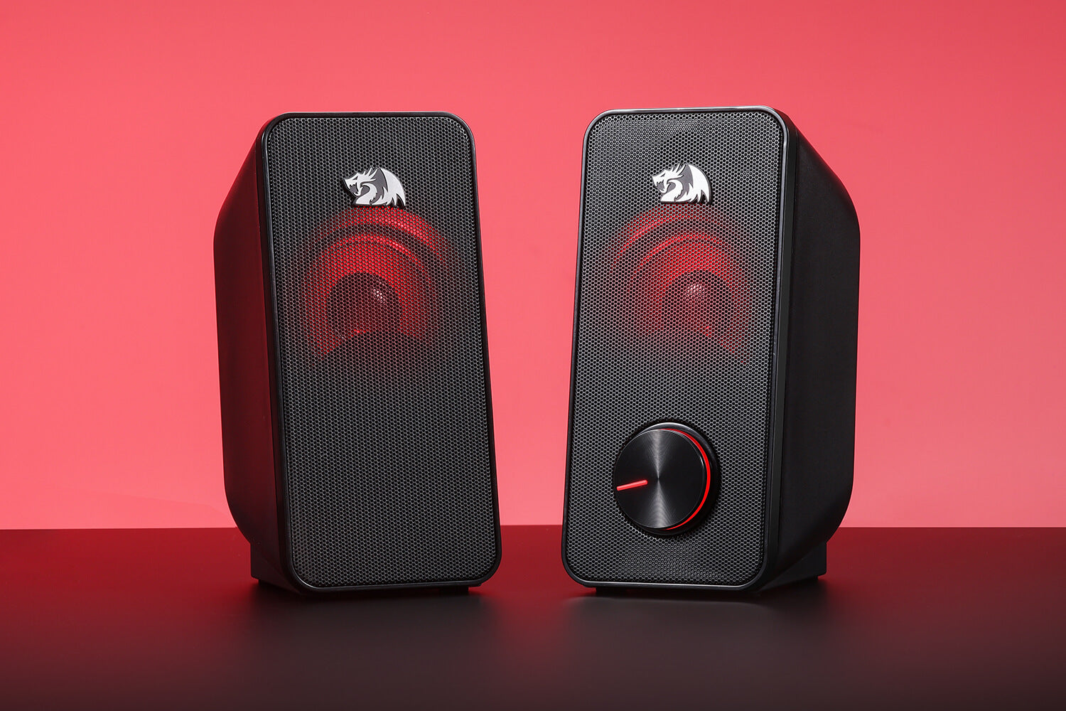 Redragon_STENTOR_GS500_Best_Budget_Gaming_Speaker_7