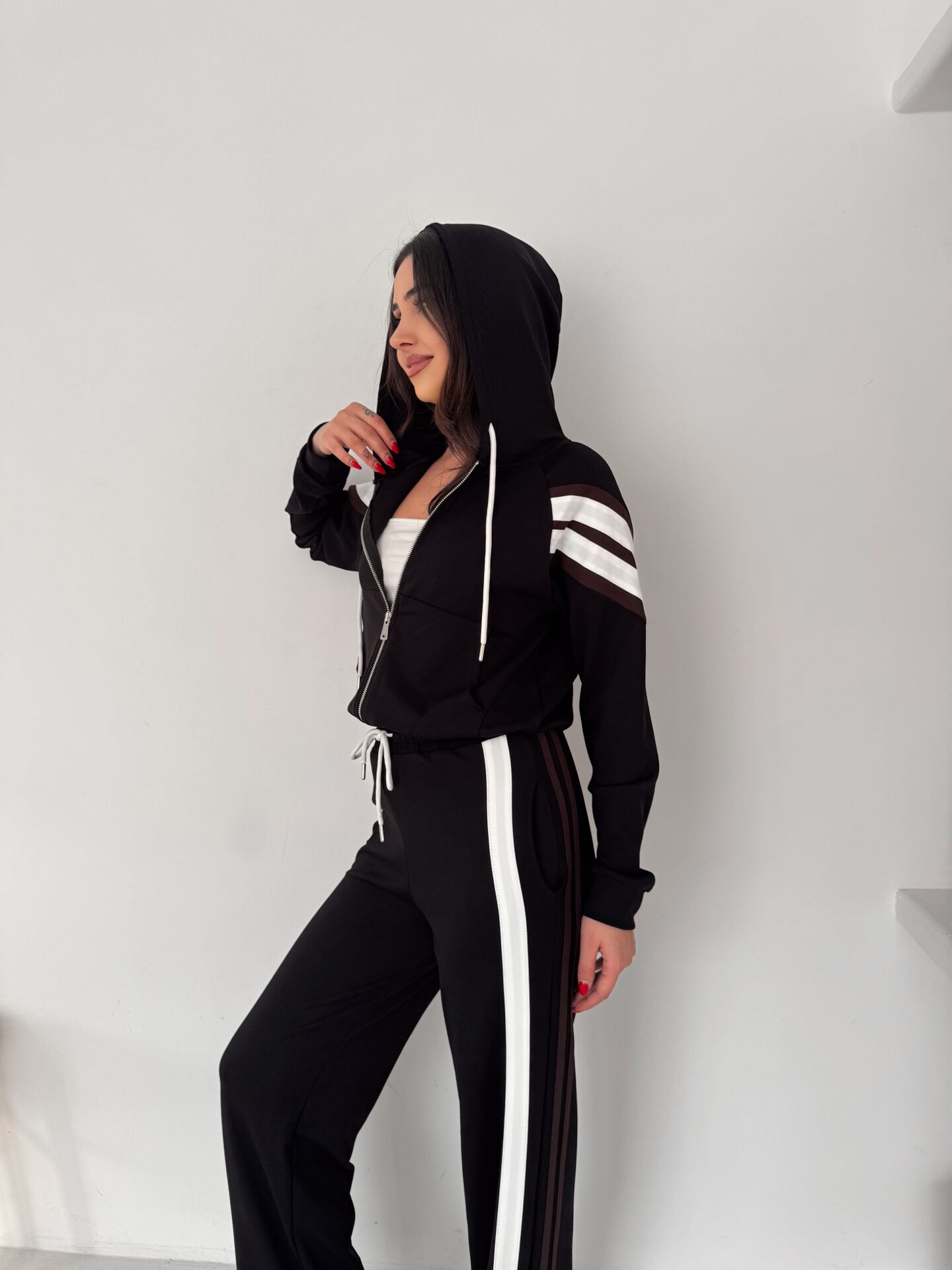 Kapüşonlu Sweatshirt Arka