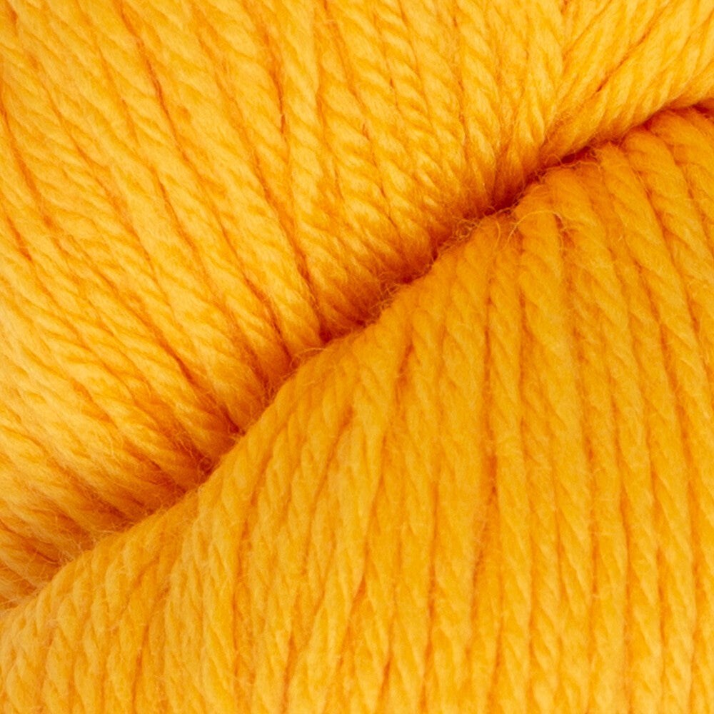 La Mia Natural Wool sarı el örgü ipinin doku detayı
