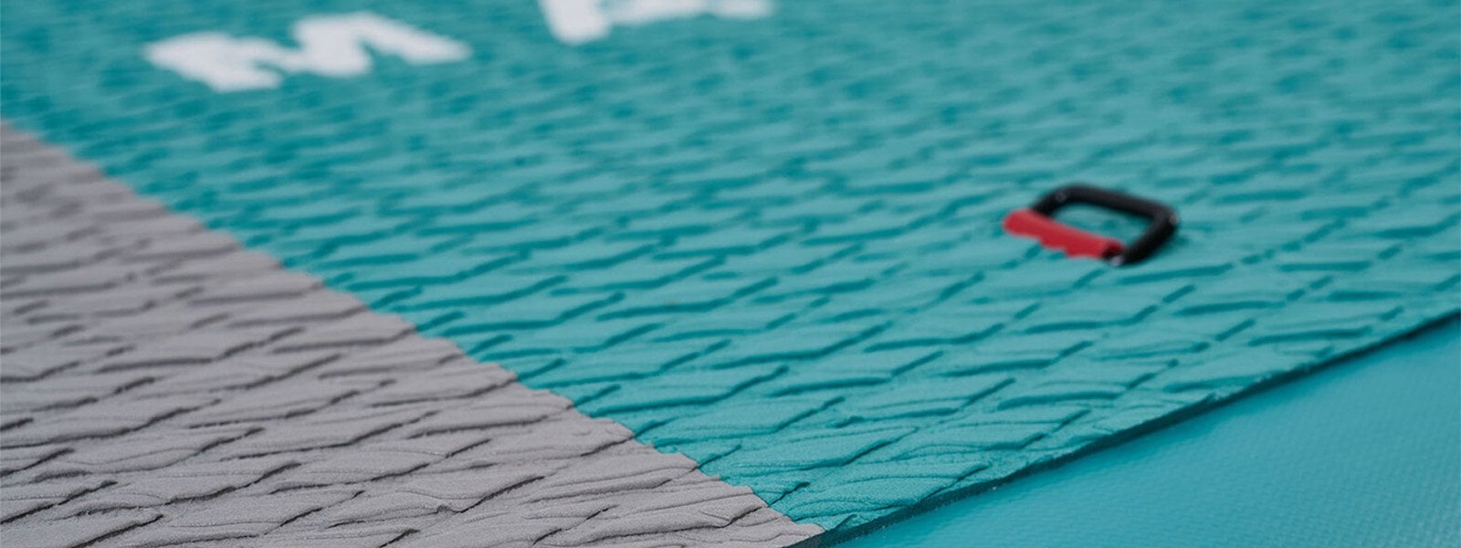 Aqua Marina Beast kaymaz EVA deck pad yüzey yapısı ve stabil SUP kullanımı
