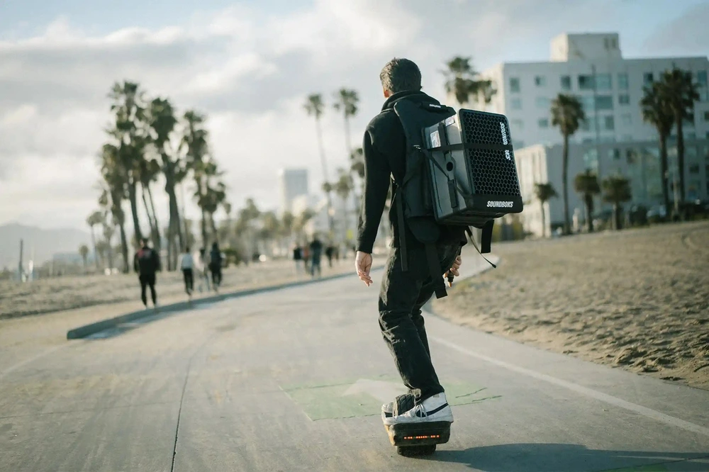 the-backpack-soundboks-gen4-gen3-hoparlorler-icin-sirt-tasima-cantasi(2)