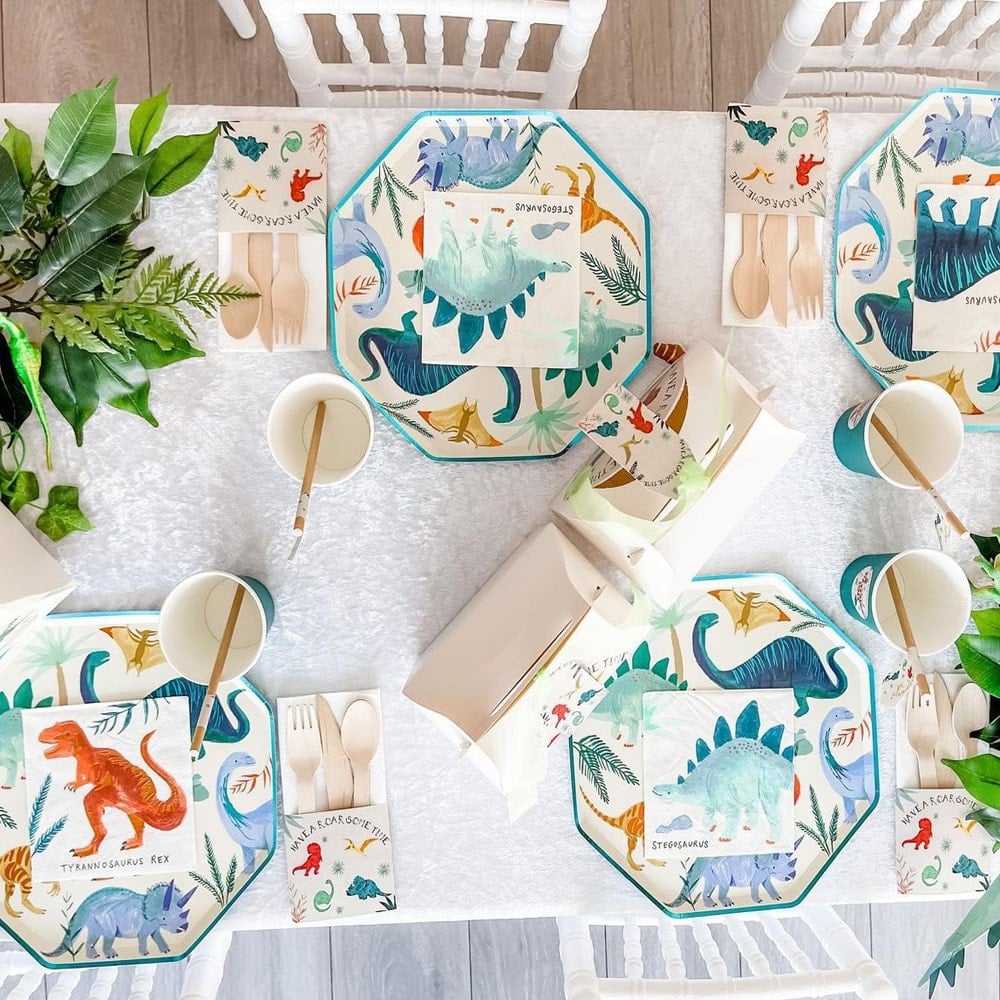 meri meri dinazor teması