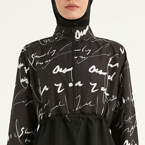 Hakim yaka detayı - Rivamera siyah tam kapalı mayo