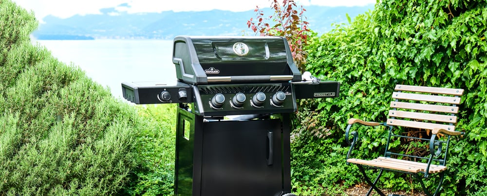 Napoleon Prestige Pro 825 RSBI lifestyle