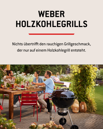 Metin "Weber "AHŞAP Kömürlü Izgara", "Hiçbir şey sadece bir kömür mangalında oluşan dumanlı mangal tadını yenemez." Açık havada mangal sahneleri için kömür ızgarası ve yemek alanı.