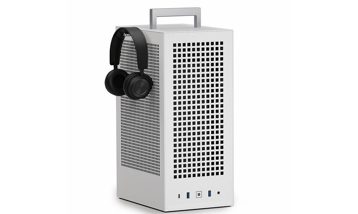 Tam Boyutlu Ekran Kartı Desteği, Aletsiz Paneller ve Entegre Taşıma Kolu