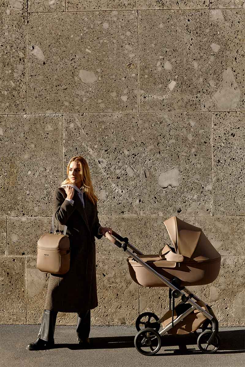 eli-lifestyle7.jpg (160 KB)