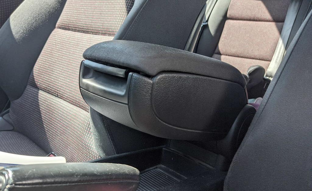  Audi A3 8P Mandal Plastik Aparat