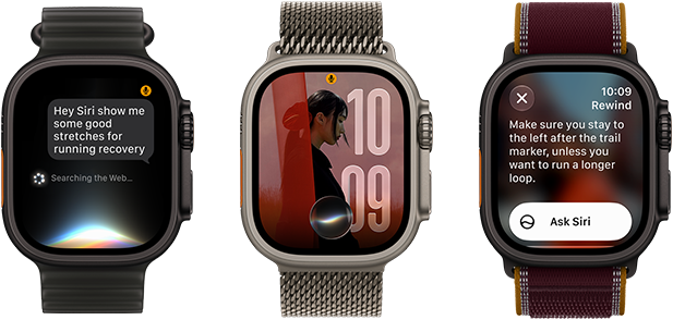 Üç adet Apple Watch Ultra 4 aygıtı, birinde siyah titanyum kasa, Siri AI sohbeti, buzlu siyah Ocean Kordon, birinde natürel titanyum kasa, Siri AI komplikasyonunda kişiselleştirilmiş fotoğraf, natürel titanyum Milano Loop kordon, birinde siyah titanyum kasa, Siri Recap, burgonya Trail Loop kordon