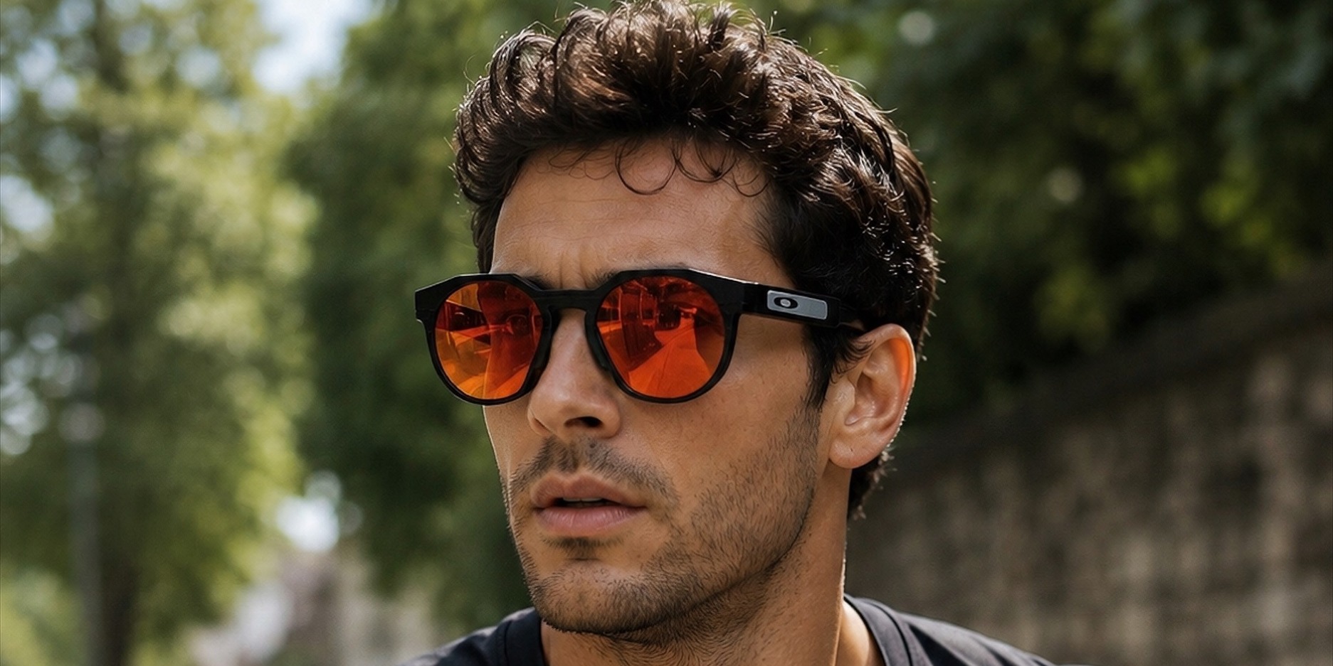 OAKLEY
