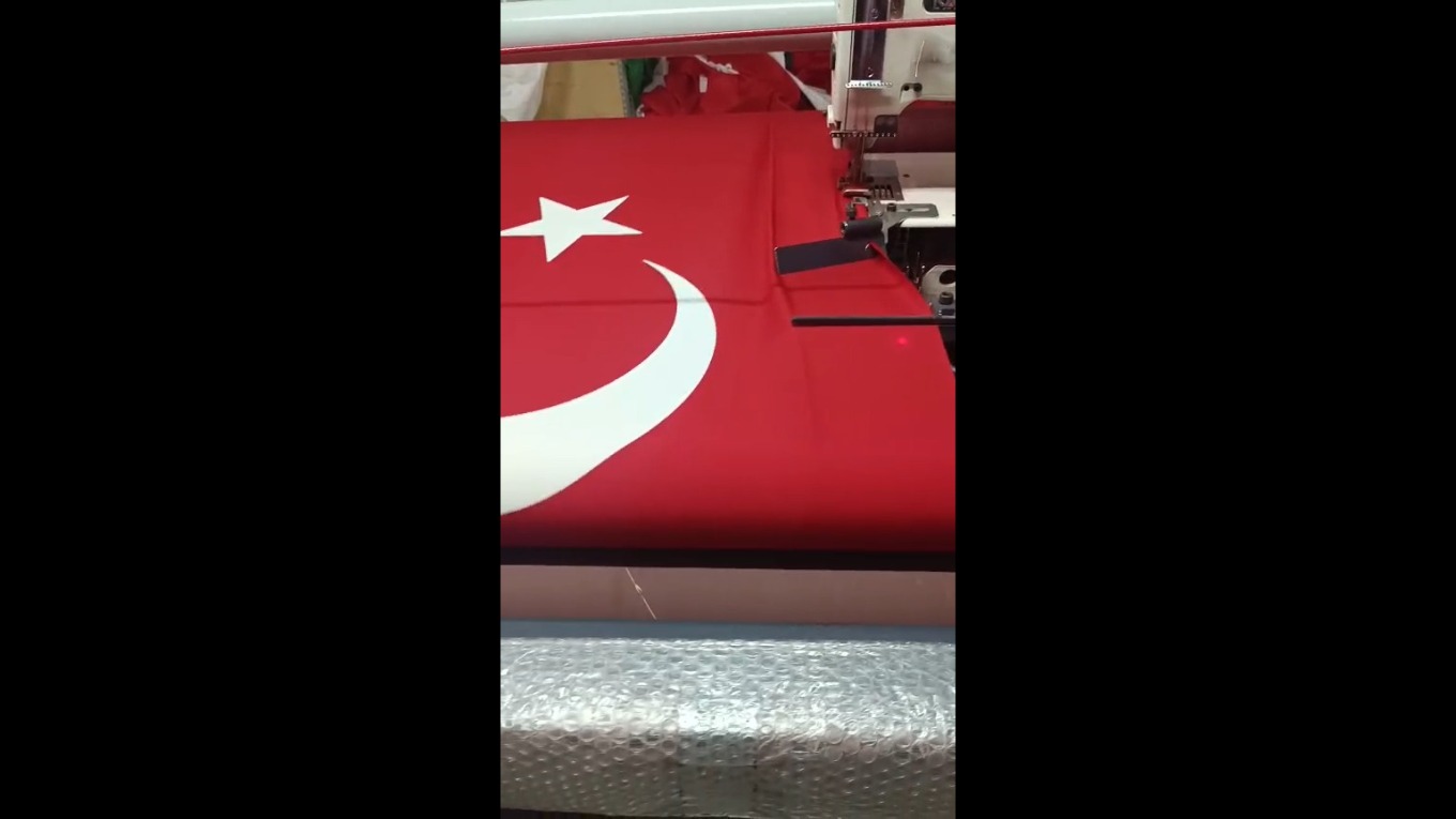 Fabrika bayrak üretimi