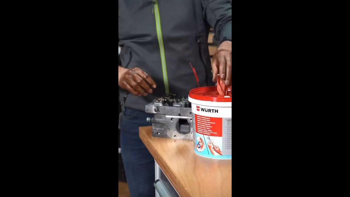 WÜRTH  TEMİZLİK MENDİLLERİ 