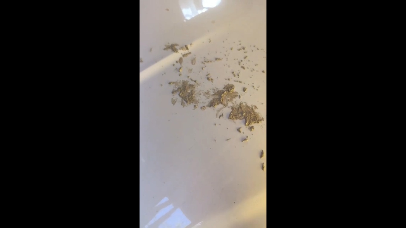 Araba Kaputundan Beton Sökme